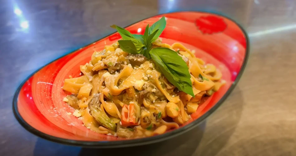 Where to Eat in Riyadh Without Splurging (Under SAR 200)? 12 Budget Friendly Gems!